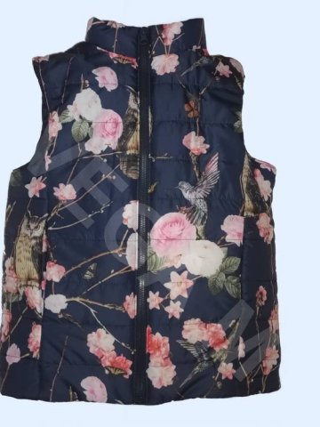 Детско елече за момиче мод.Д2025 в тъмно синя щампа. Детско елече за момиче мод.Д2025 в тъмно синя щампа.