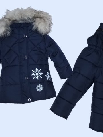 Зимен комплект/грейка/ за момиче в тъмно син цвят. Зимен комплект/грейка/ за момиче в тъмно син цвят.